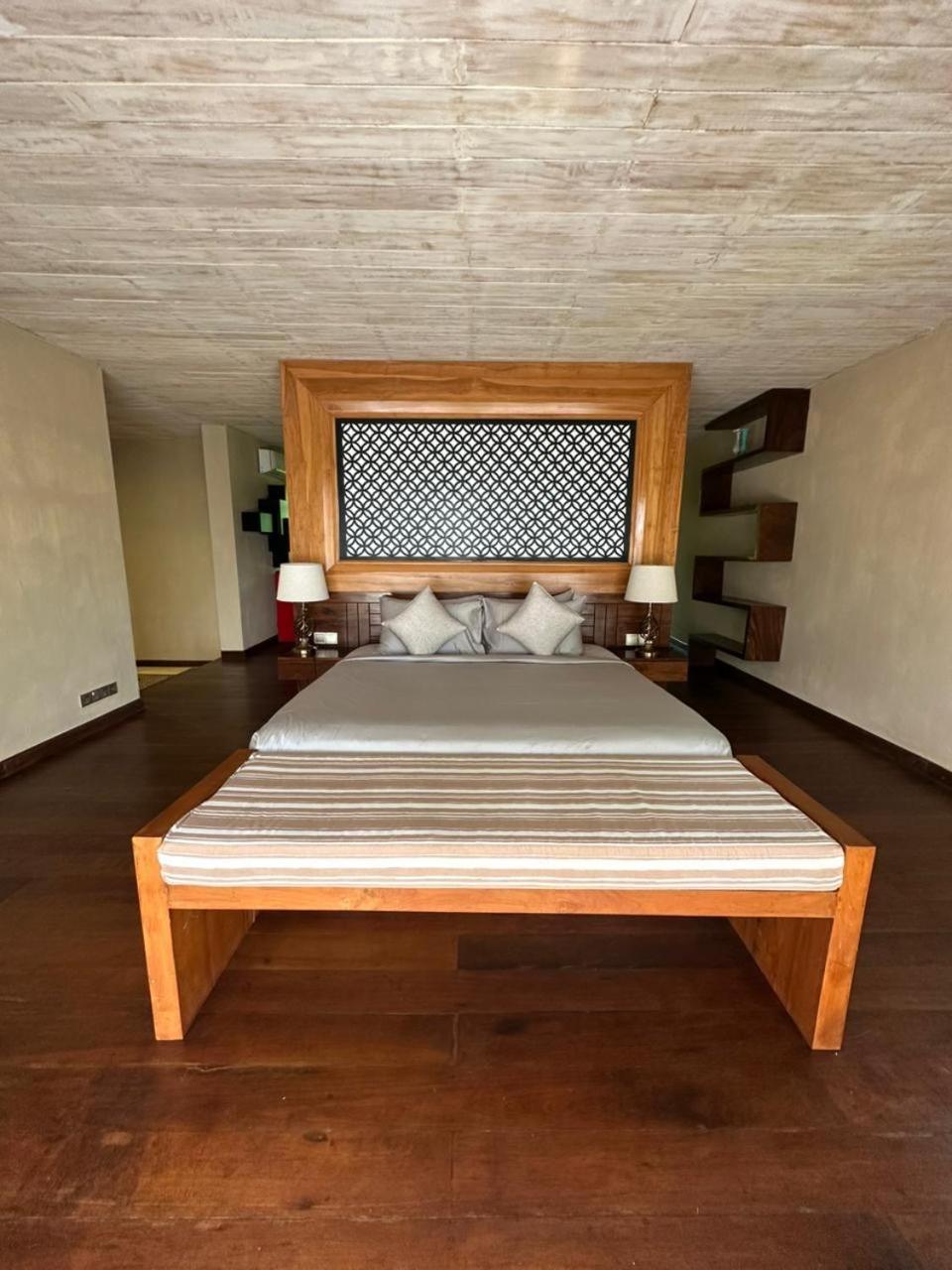 Nikara Luxury Beach House Tissamaharama Eksteriør billede