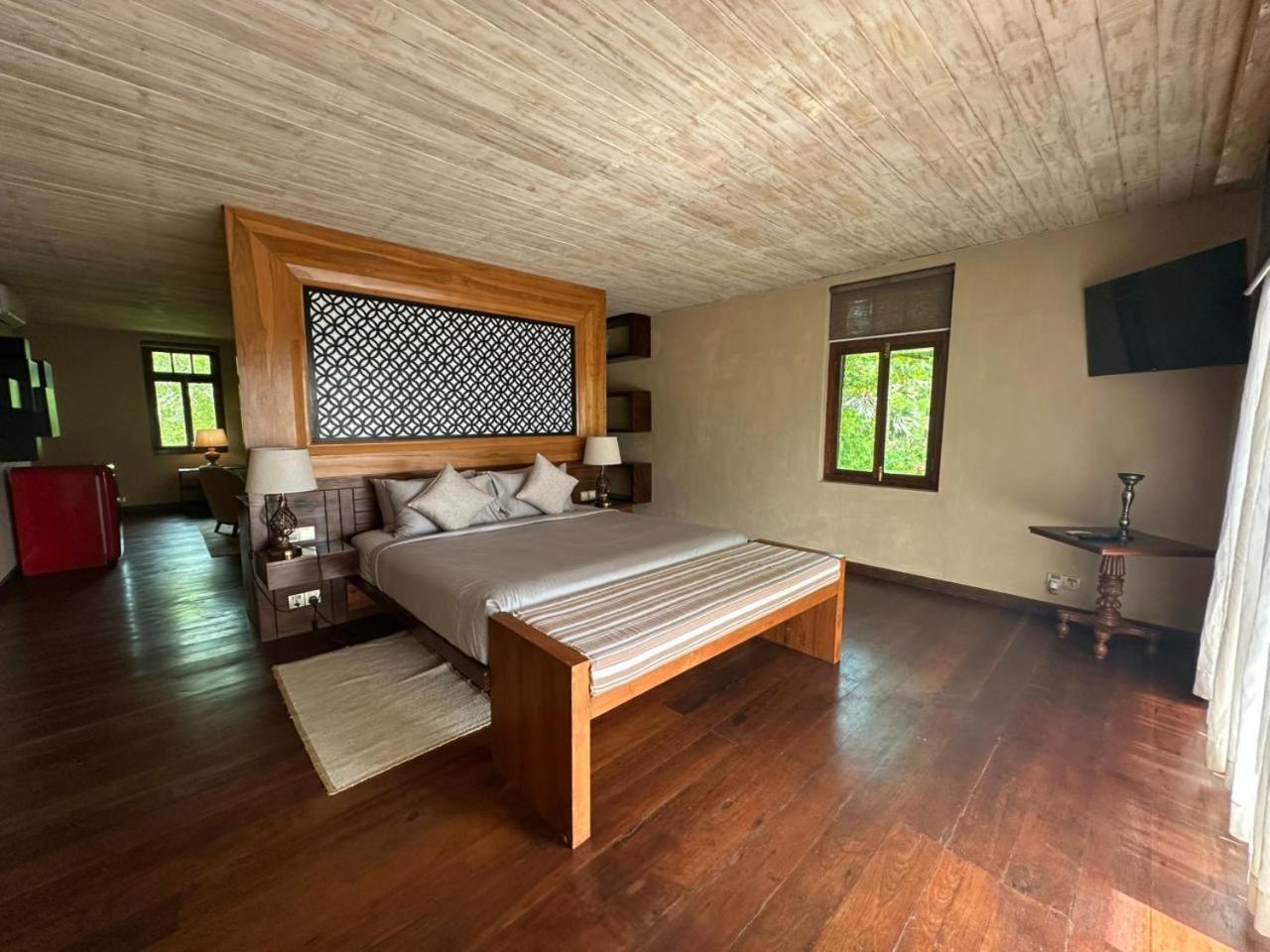 Nikara Luxury Beach House Tissamaharama Eksteriør billede