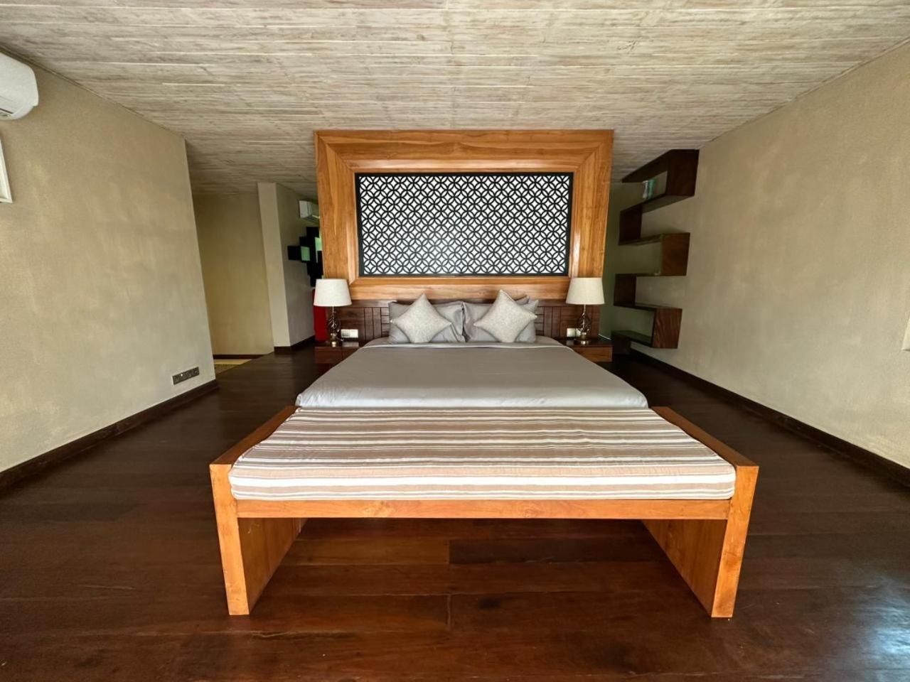 Nikara Luxury Beach House Tissamaharama Eksteriør billede